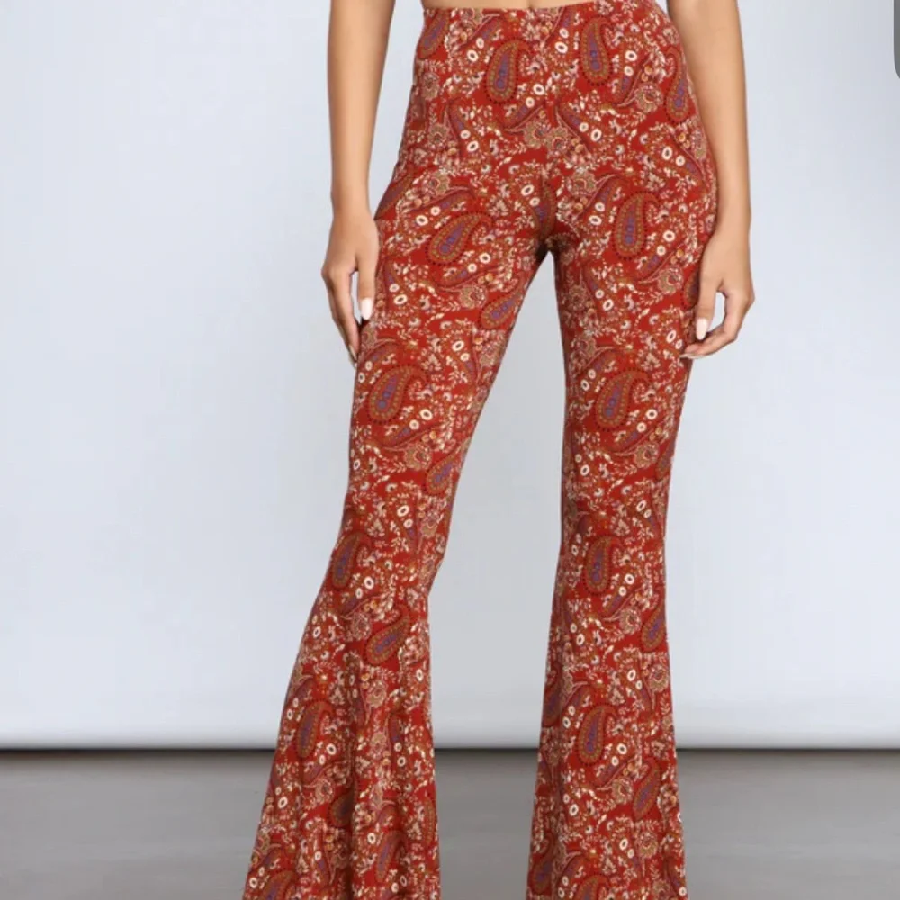 Windsor Paisley Chic High-waist Flare Pants